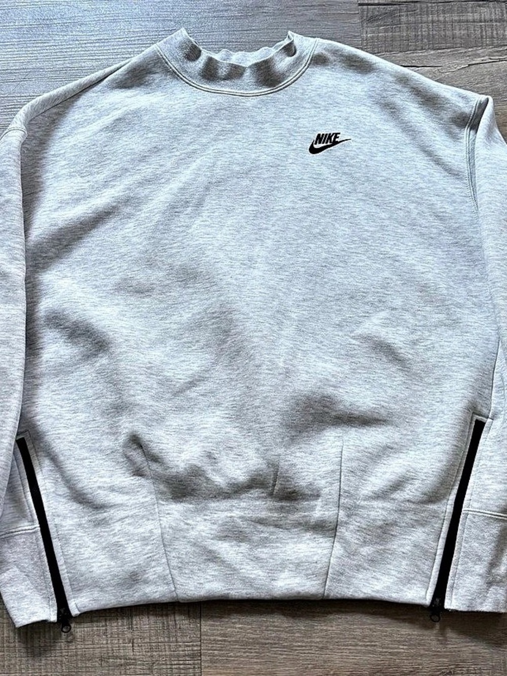 Nike Women’s Gray Half-Zip Sweatshirt Size Medium